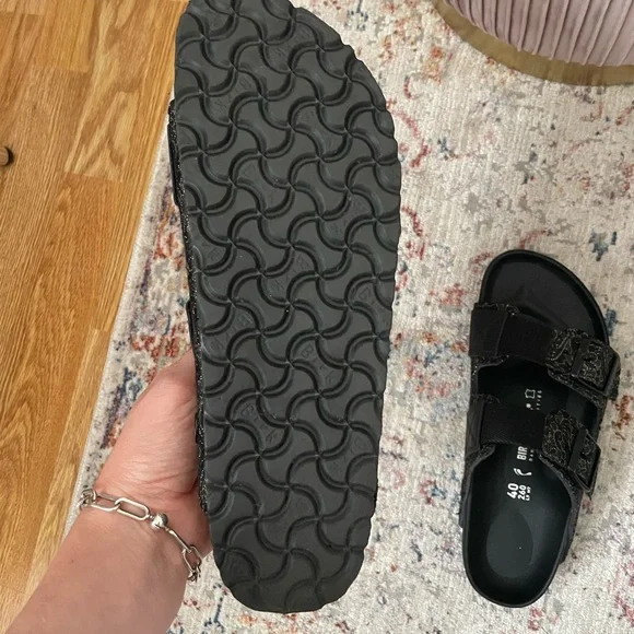 Random Identities Arizona - Picture 6 of 10